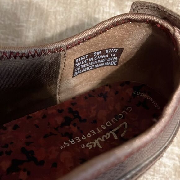 Clarks Cloudstepper Brown Flats - Picture 8 of 9